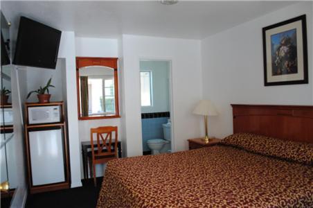 Rose Bowl Motel Los Angeles Room photo