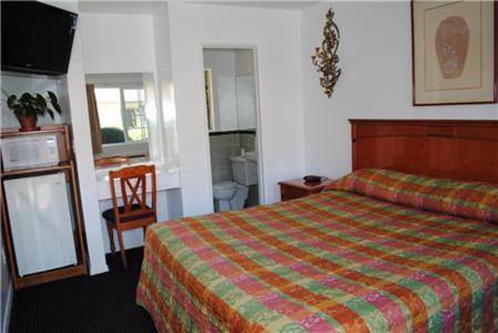 Rose Bowl Motel Los Angeles Room photo
